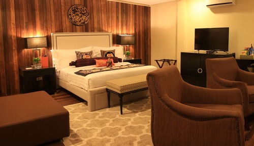 Suite (Kanchanaburi)