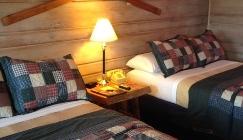 Habitación, 2 camas dobles (Room 2, Winter Sports Theme)