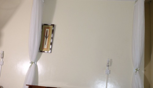 Habitación básica, cocina básica