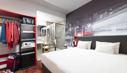 Habitación Premium con 1 cama doble o 2 individuales