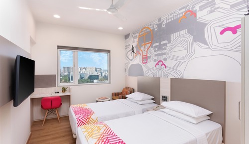 D-Luxe Twin Room