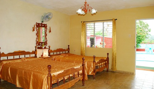 Habitación de diseño con 1 cama doble o 2 individuales