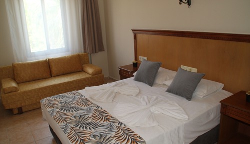 Apartamento familiar, 1 habitación, vistas al jardín