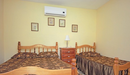 Habitación con 1 cama doble o 2 individuales