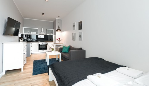 Estudio (Studio 3 (Raginisa 19 street))