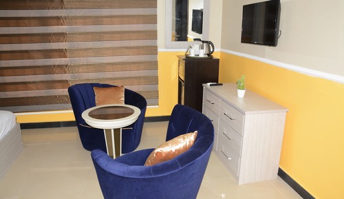 Deluxe Single Room