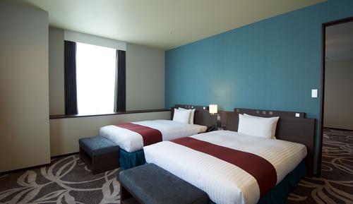 Suite familiar, no fumadores (Corner Suite Twin Room)