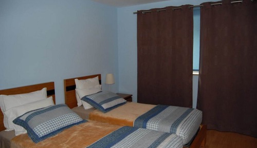 Habitación con 2 camas individuales