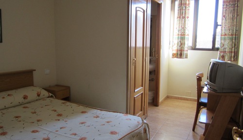 Habitación doble, 1 cama doble, baño privado