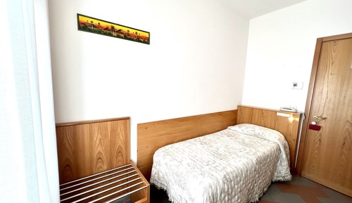Habitación individual, baño privado