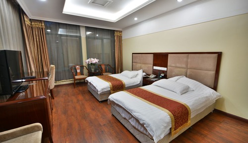 Habitación básica con 2 camas individuales, 1 habitación