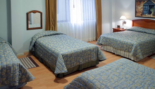 Habitación cuádruple familiar, 4 habitaciones, accesible para personas con discapacidad, microondas