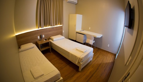 Habitación con 2 camas individuales