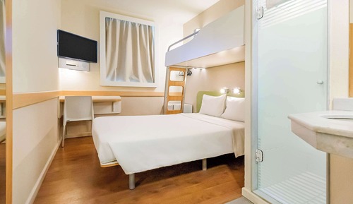 Habitación, varias camas (Functional, Minibar)