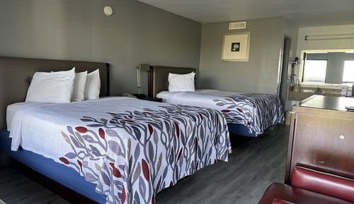 Habitación estándar, 2 camas de matrimonio, vistas al río