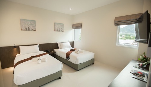Deluxe Twin Bed