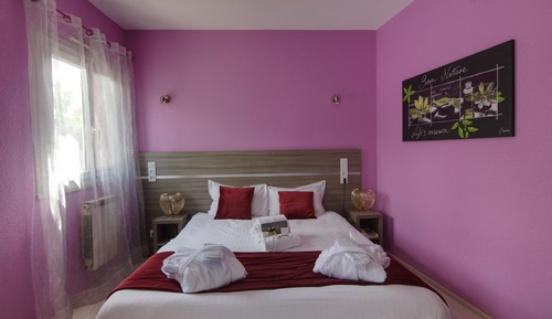 Habitación estándar con 1 cama doble o 2 individuales