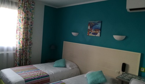 Habitación estándar con 2 camas individuales