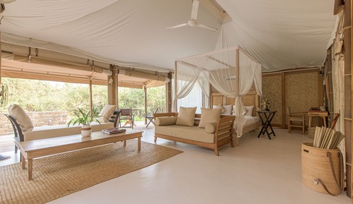 VIP Pool Tent