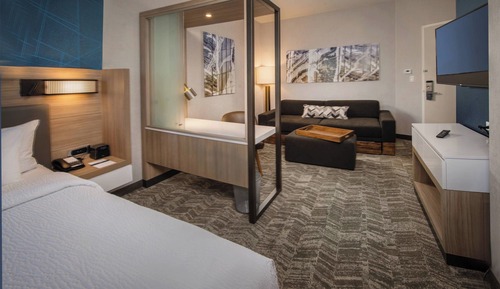 Suite, varias camas (Mobility Accessible, Tub)