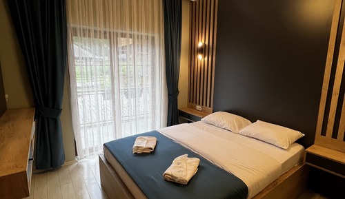 Apartamento, vistas al jardín, planta baja