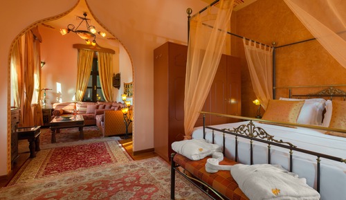 Suite Deluxe, bañera de hidromasaje, vistas parciales al mar (Tzami)