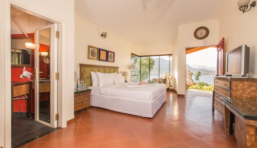 Habitación panorámica, vistas al lago