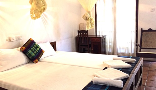 Habitación estándar doble (with AC)