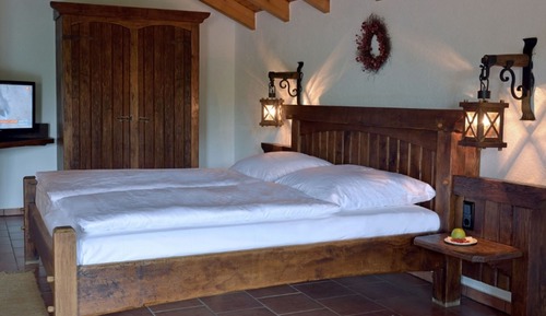 Habitación estándar doble, 1 cama de matrimonio, vistas a la colina