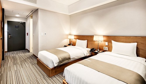 Standard Twin Room [Check-out at 12:00, Welcome Drink](Free for one child between 0 and 6 years old)