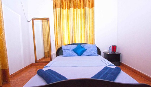 Habitación Deluxe doble, 1 cama de matrimonio grande, acceso a la piscina, vistas a la piscina