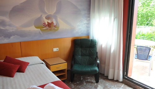 Habitación de matrimonio (con cama supletoria)