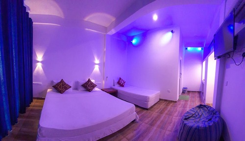 Habitación triple superior, vistas a la laguna