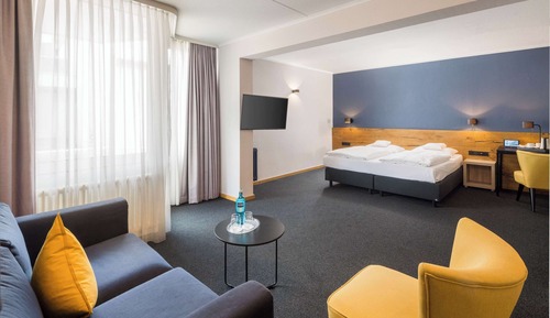 Suite junior, varias camas, balcón (Cozy Sitting Corner)