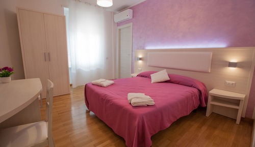 Habitación con 1 cama doble o 2 individuales