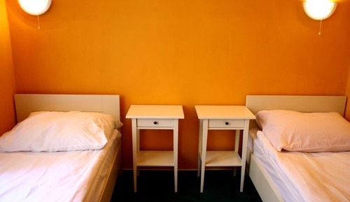Habitación estándar con 1 cama doble o 2 individuales (Room 2)