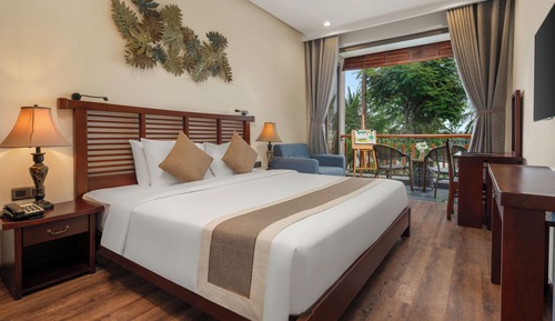 Villa, 2 habitaciones, piscina privada, vistas al río