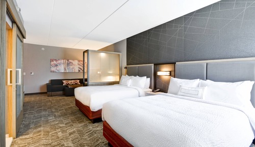 Suite, varias camas (Mobility Accessible, Tub)