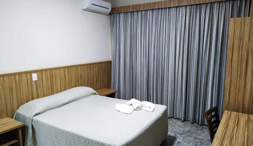 Luxo Casal Com Ceia De Natal Incluso