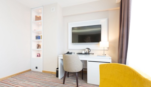 Suite Signature, 1 cama de matrimonio grande con sofá cama, no fumadores, balcón