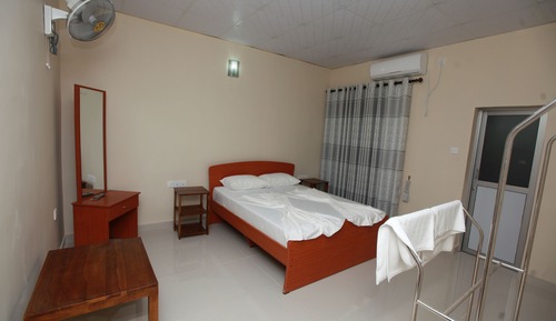 Habitación Deluxe doble, 1 cama de matrimonio, no fumadores, vistas al jardín