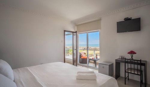 Habitación con vista al mar - 1 cama extra grande - Solo adultos