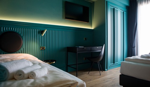 Habitación triple, balcón