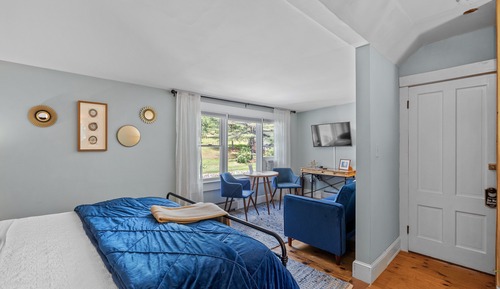 Habitación panorámica, 1 cama de matrimonio grande con sofá cama (Rabbit's Hole)