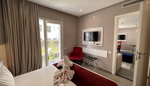 Suite (Ambassadeur)