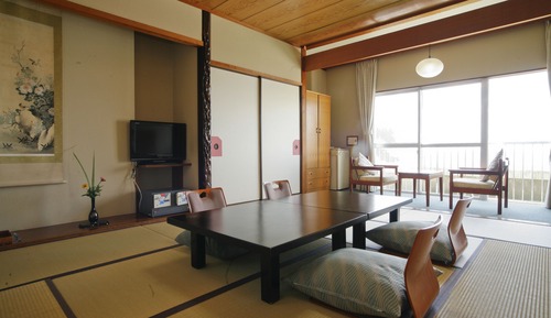Habitación tradicional (Japanese Style Room w/Half Board)