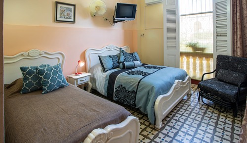 Habitación con 1 cama doble o 2 individuales