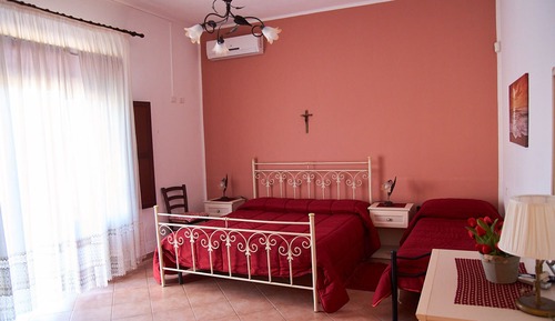 Habitación con 1 cama doble o 2 individuales