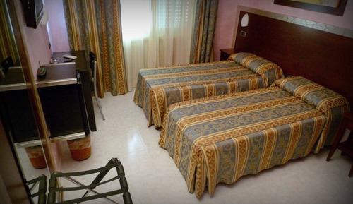 Habitación, 2 habitaciones, 2 baños