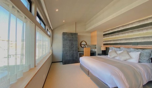 Suite familiar, 3 habitaciones, bañera de hidromasaje, vistas a la ciudad